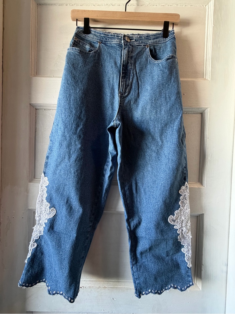 Quacker Factory Blue Denim Wide-Leg Jeans with White Lace Appliqué